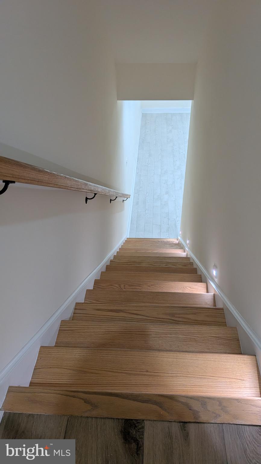 329 16TH STREET SE 1