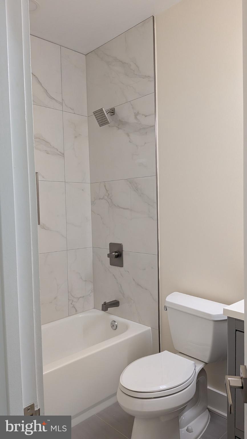 329 16TH STREET SE 1