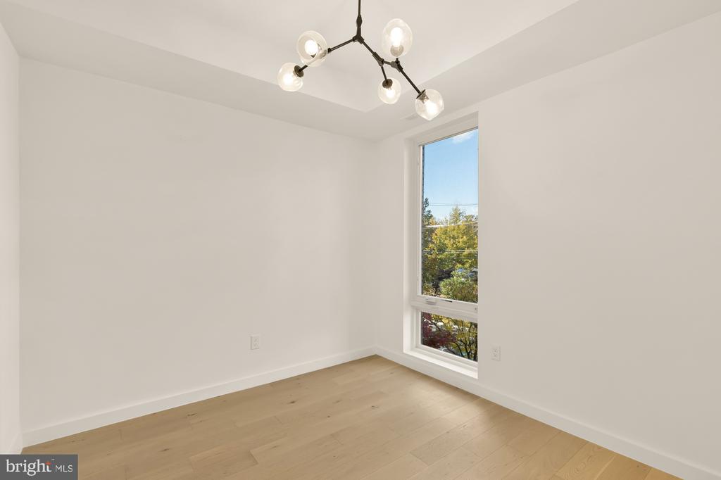 30 KENNEDY STREET NW 9