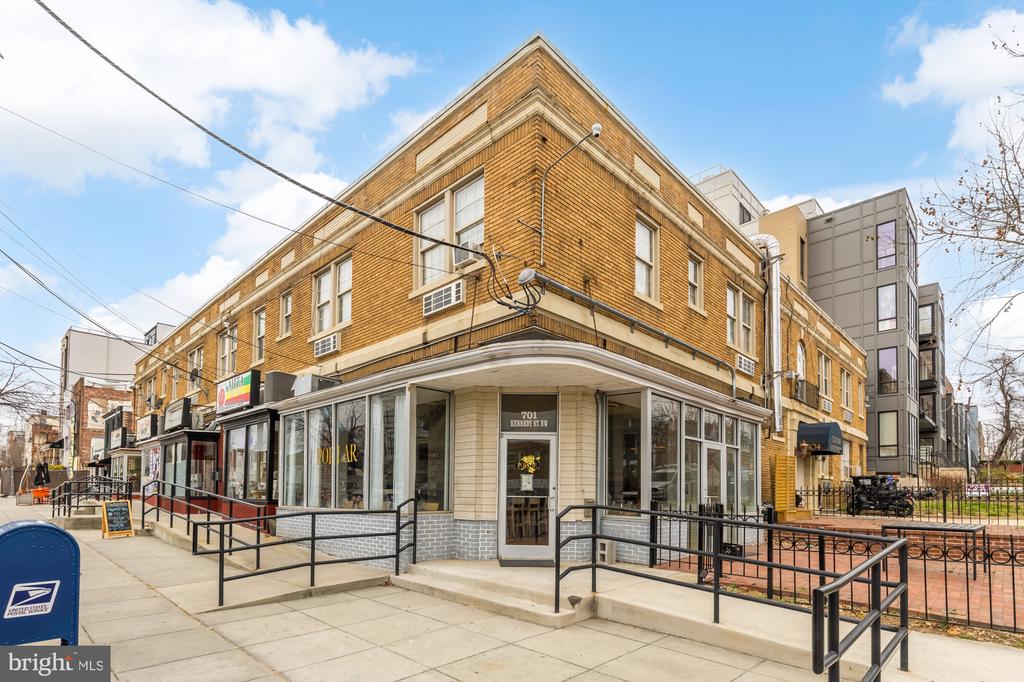 30 KENNEDY STREET NW 9