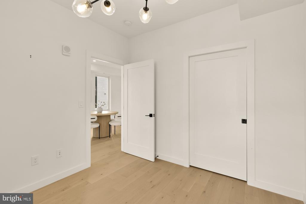 30 KENNEDY STREET NW 9