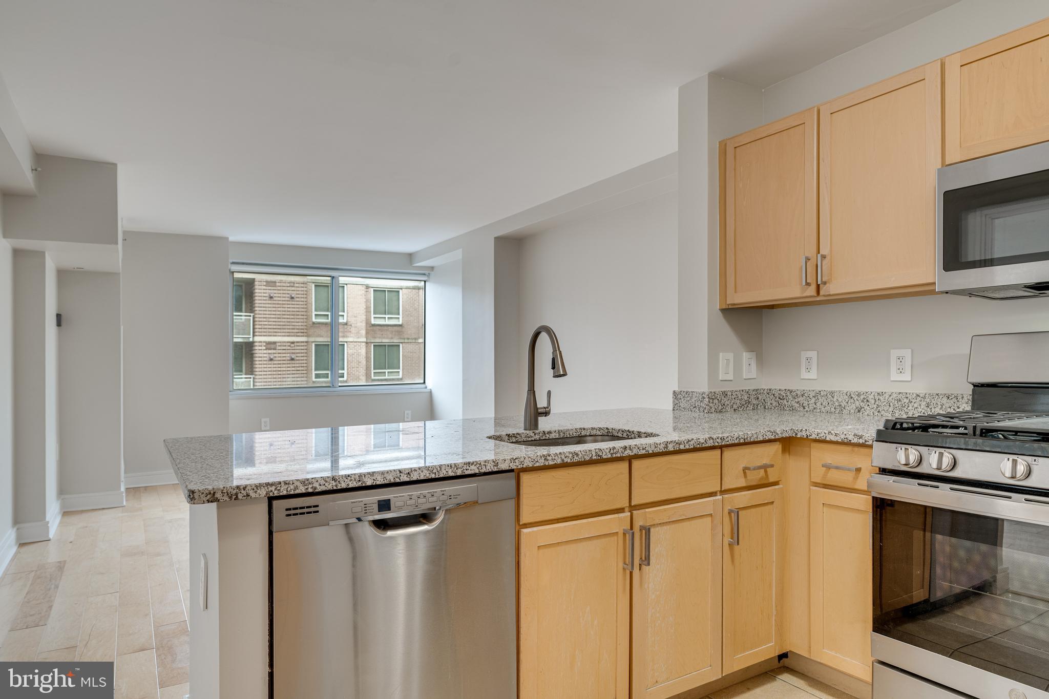 800 4TH STREET SW S418