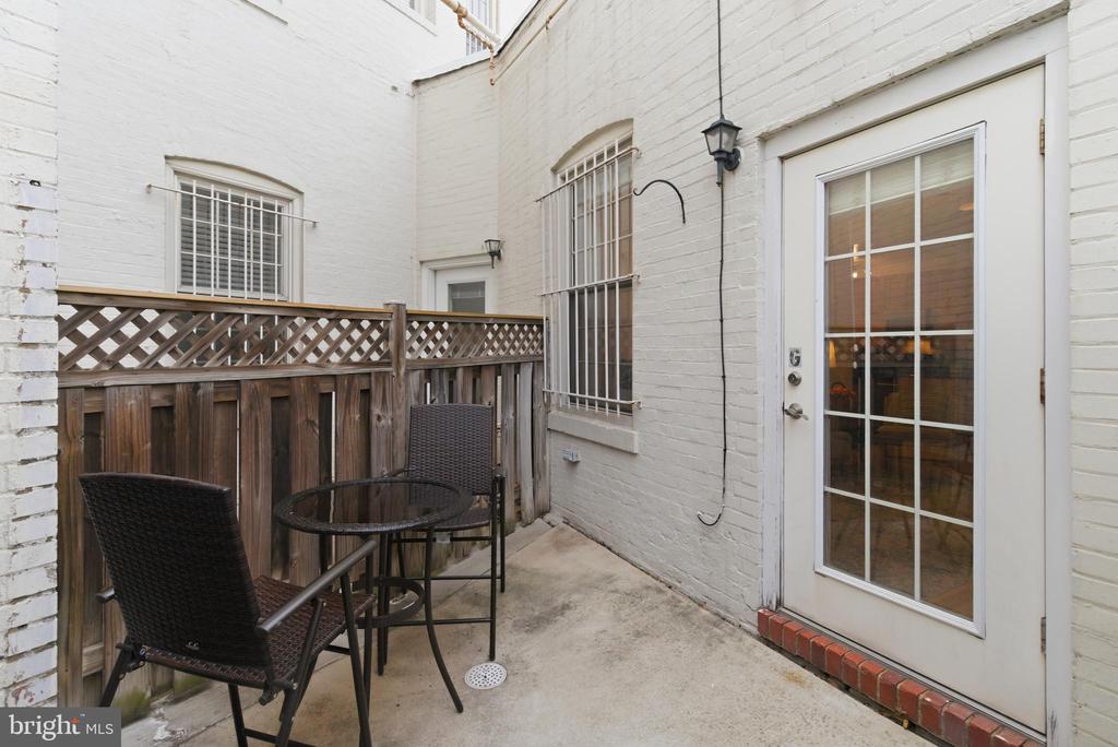 101 NORTH CAROLINA AVENUE SE G