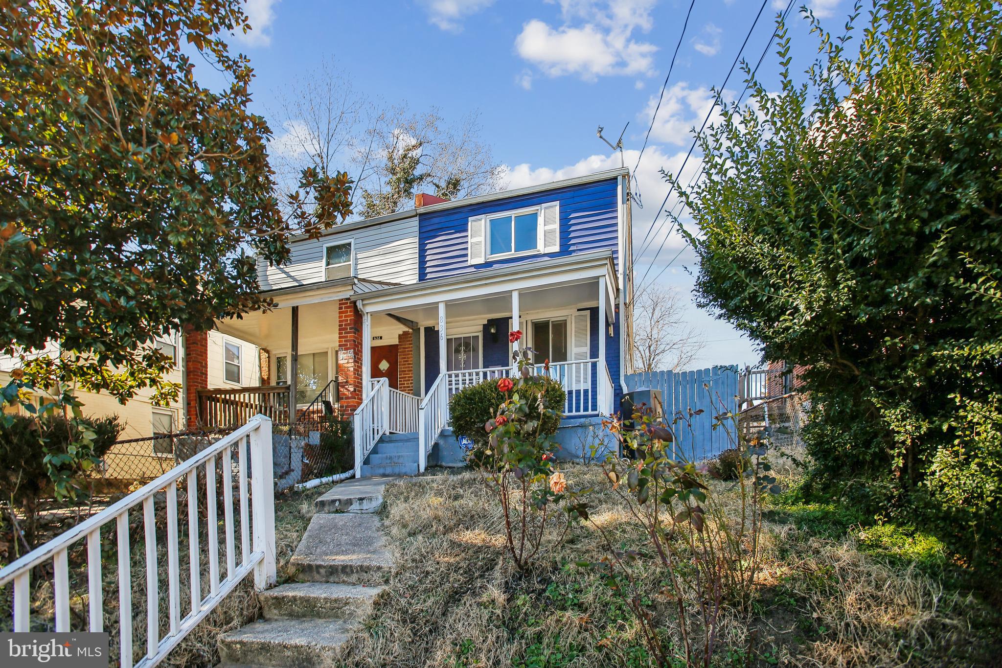 836 DIVISION AVENUE NE