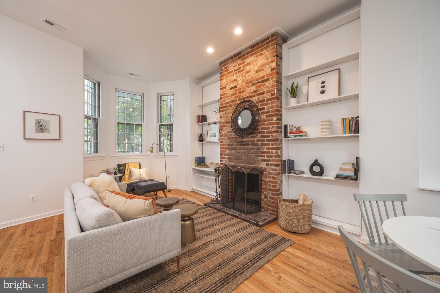 1101 SOUTH CAROLINA AVENUE SE B