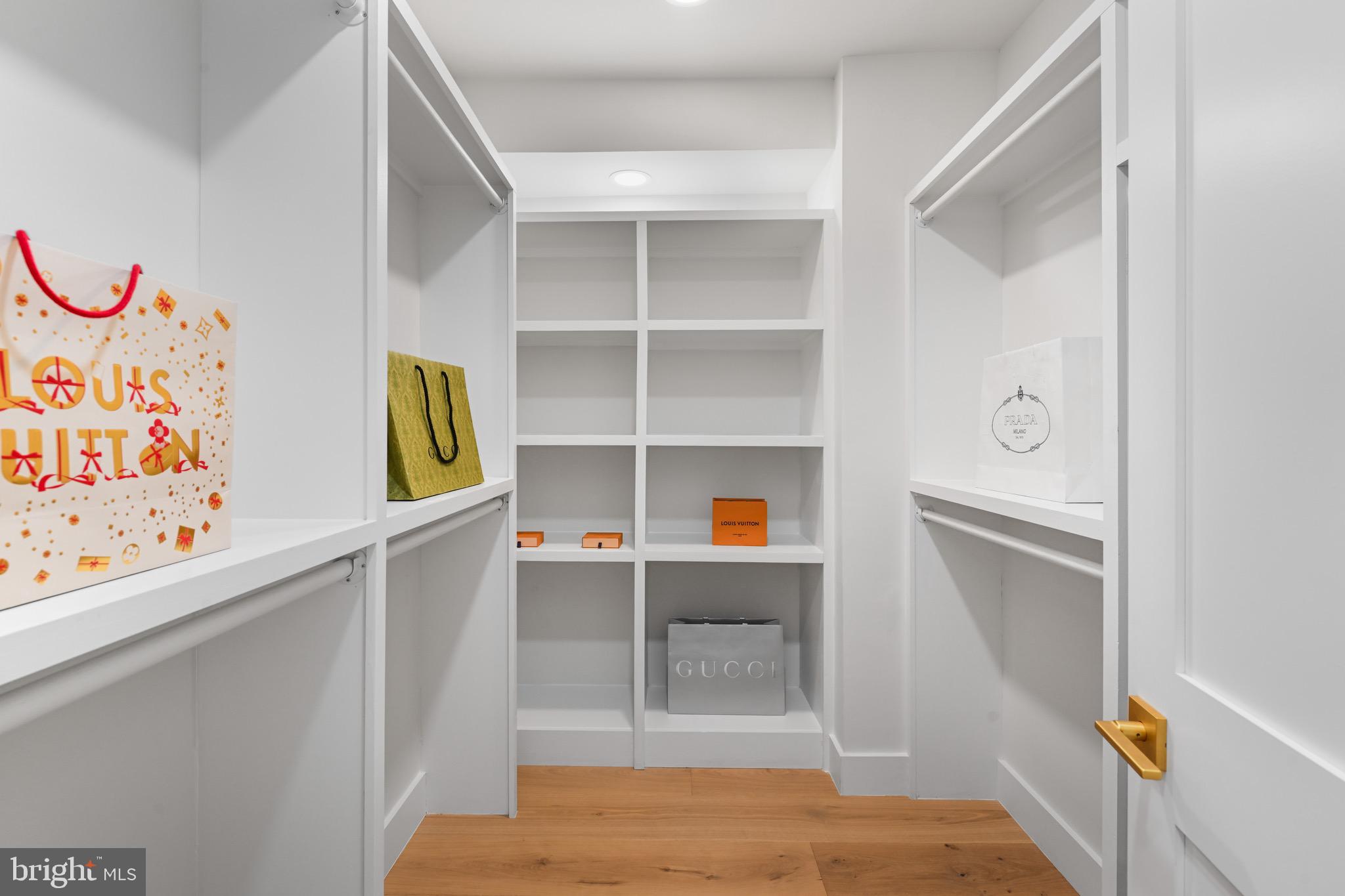 515 KENTUCKY AVENUE SE