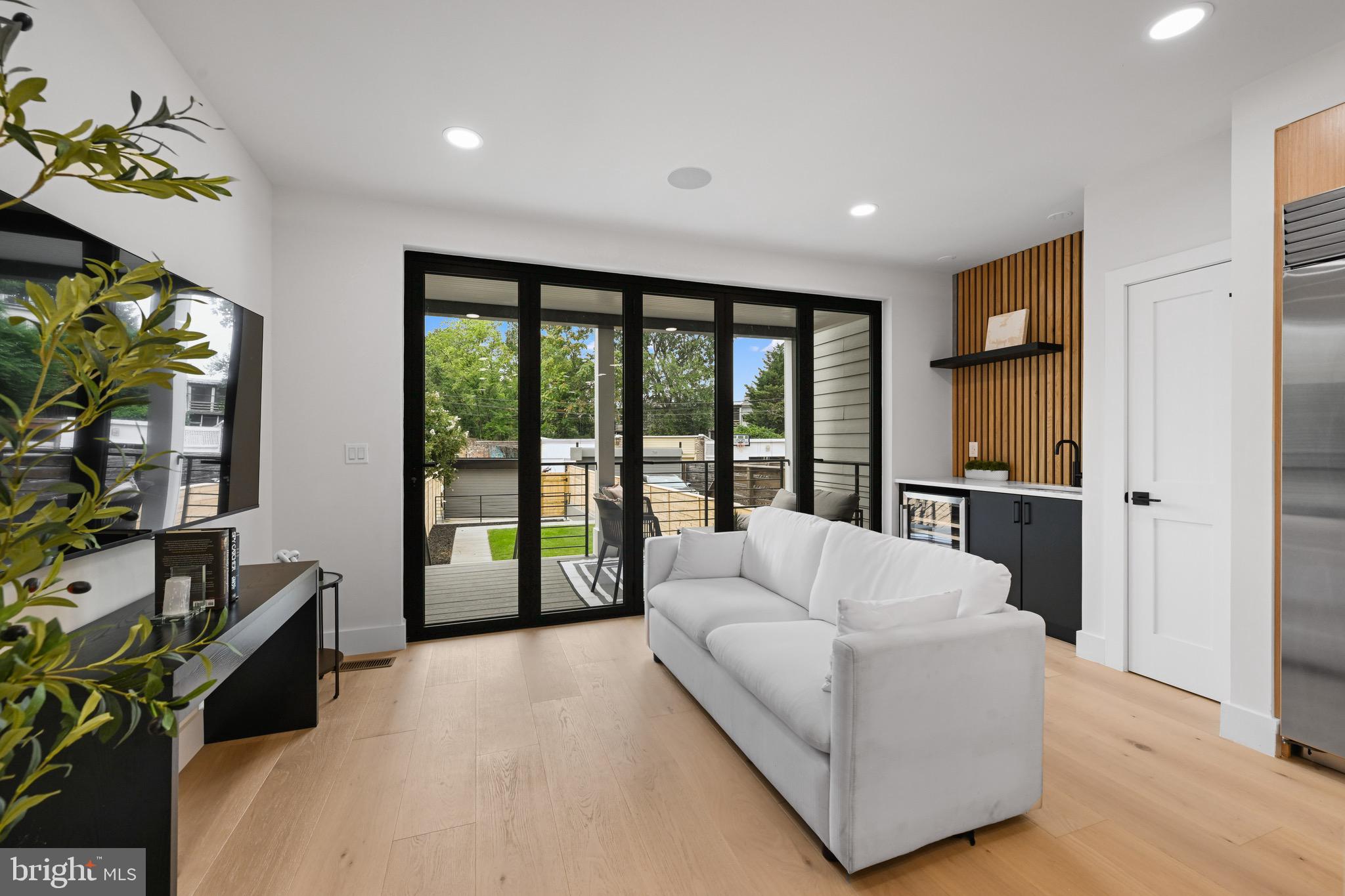 515 KENTUCKY AVENUE SE