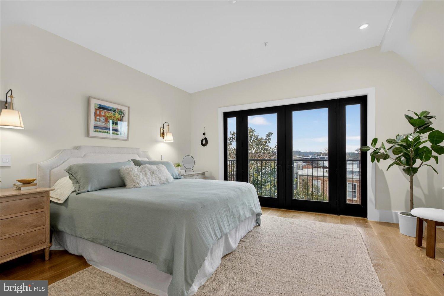 629 SOUTH CAROLINA AVENUE SE