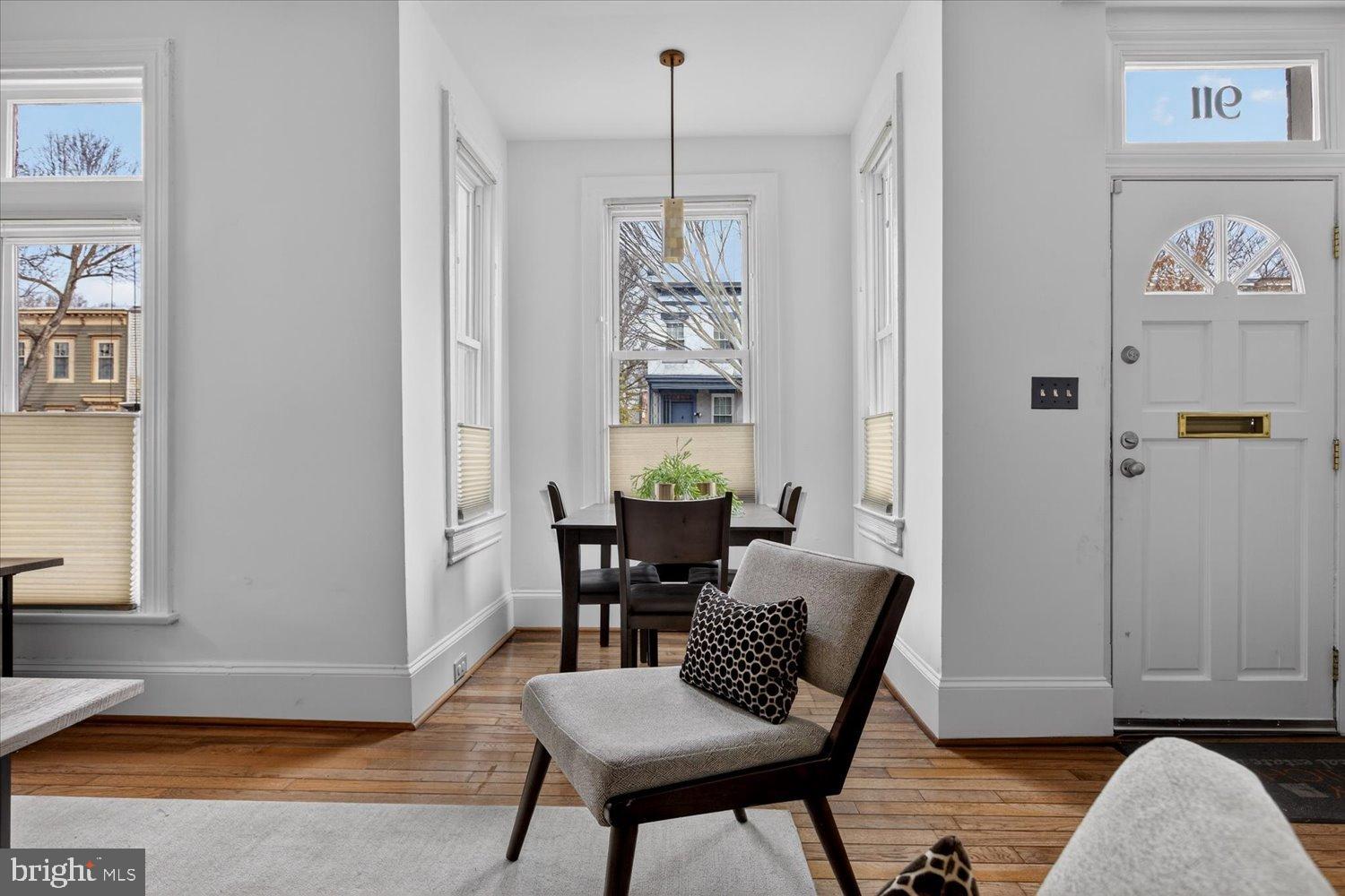 911 INDEPENDENCE AVENUE SE