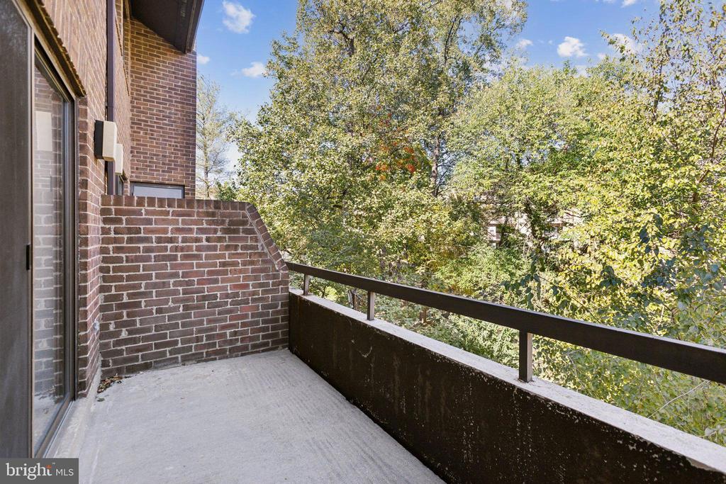 3115 HAWTHORNE DRIVE NE 3115