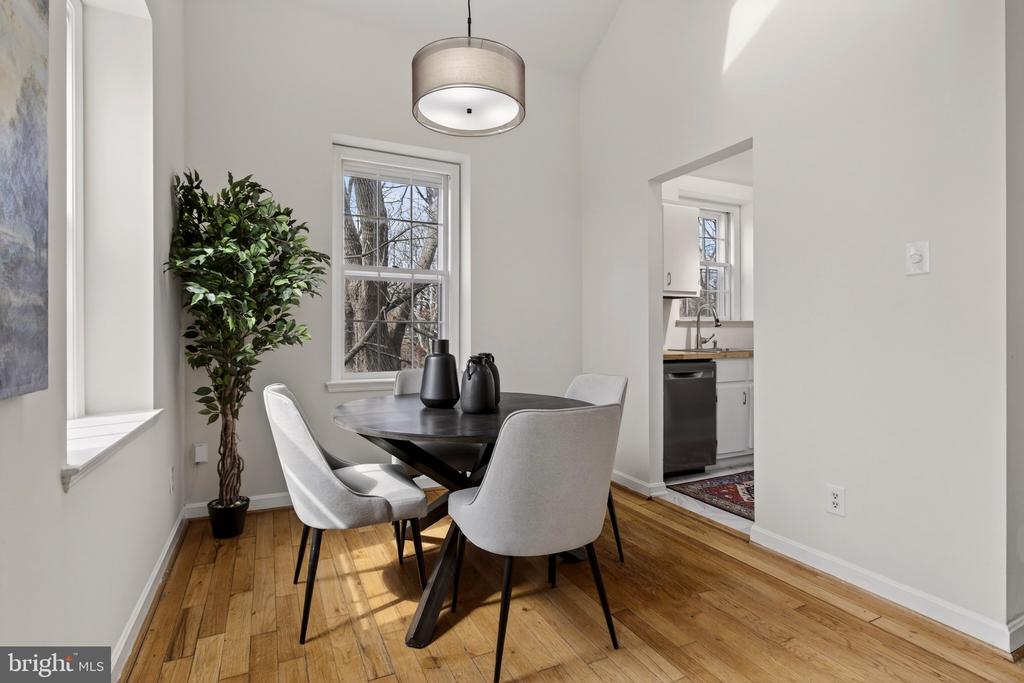 3820 39TH STREET NW F120