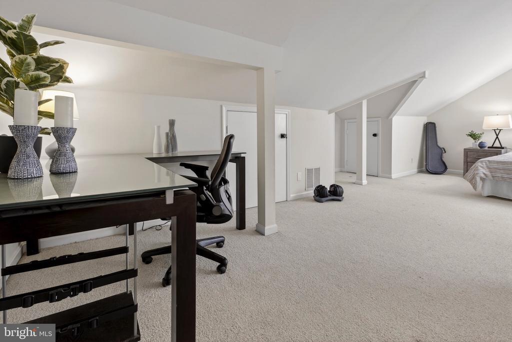 3820 39TH STREET NW F120