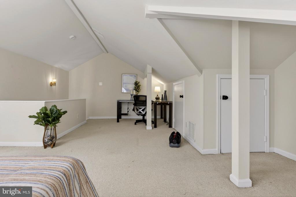 3820 39TH STREET NW F120
