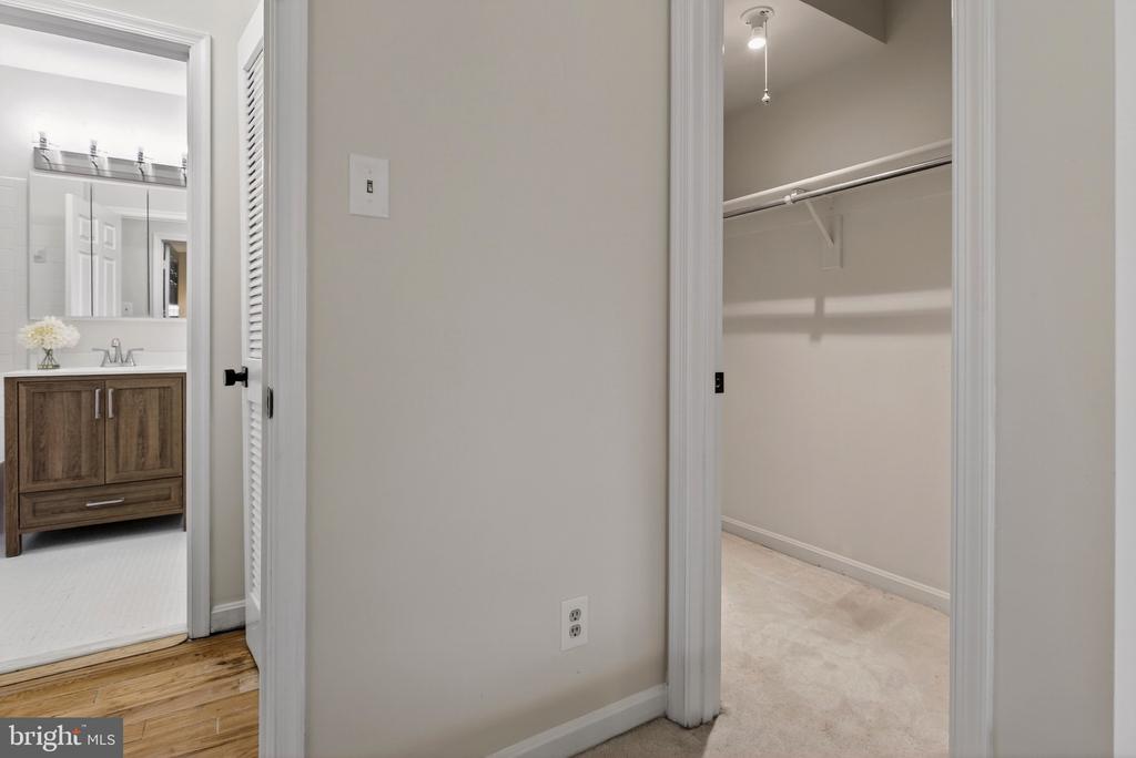 3820 39TH STREET NW F120