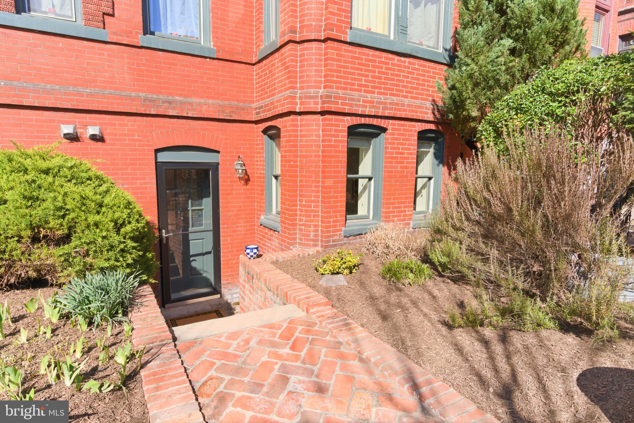 226 5TH STREET SE 102