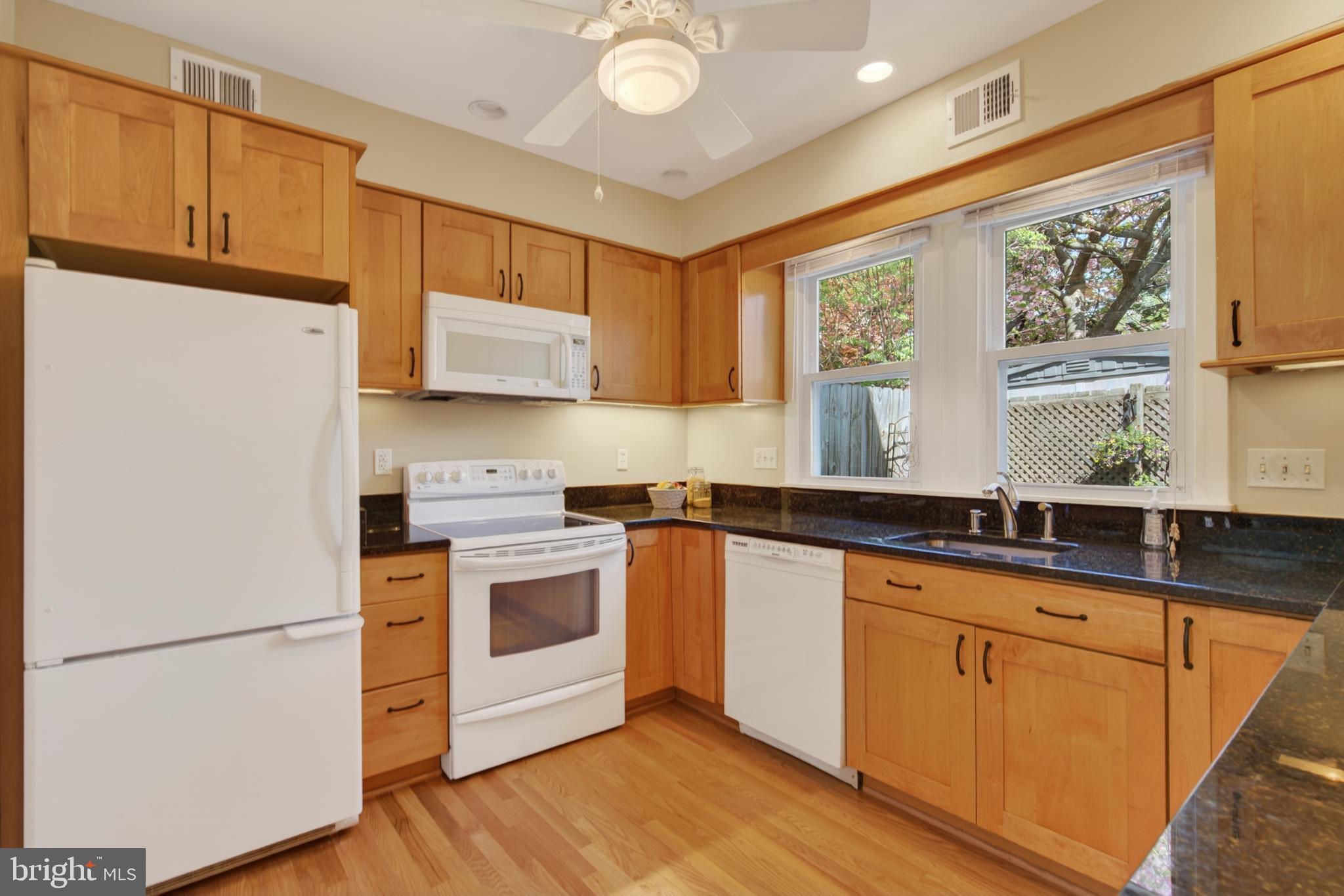 110 6TH STREET SE