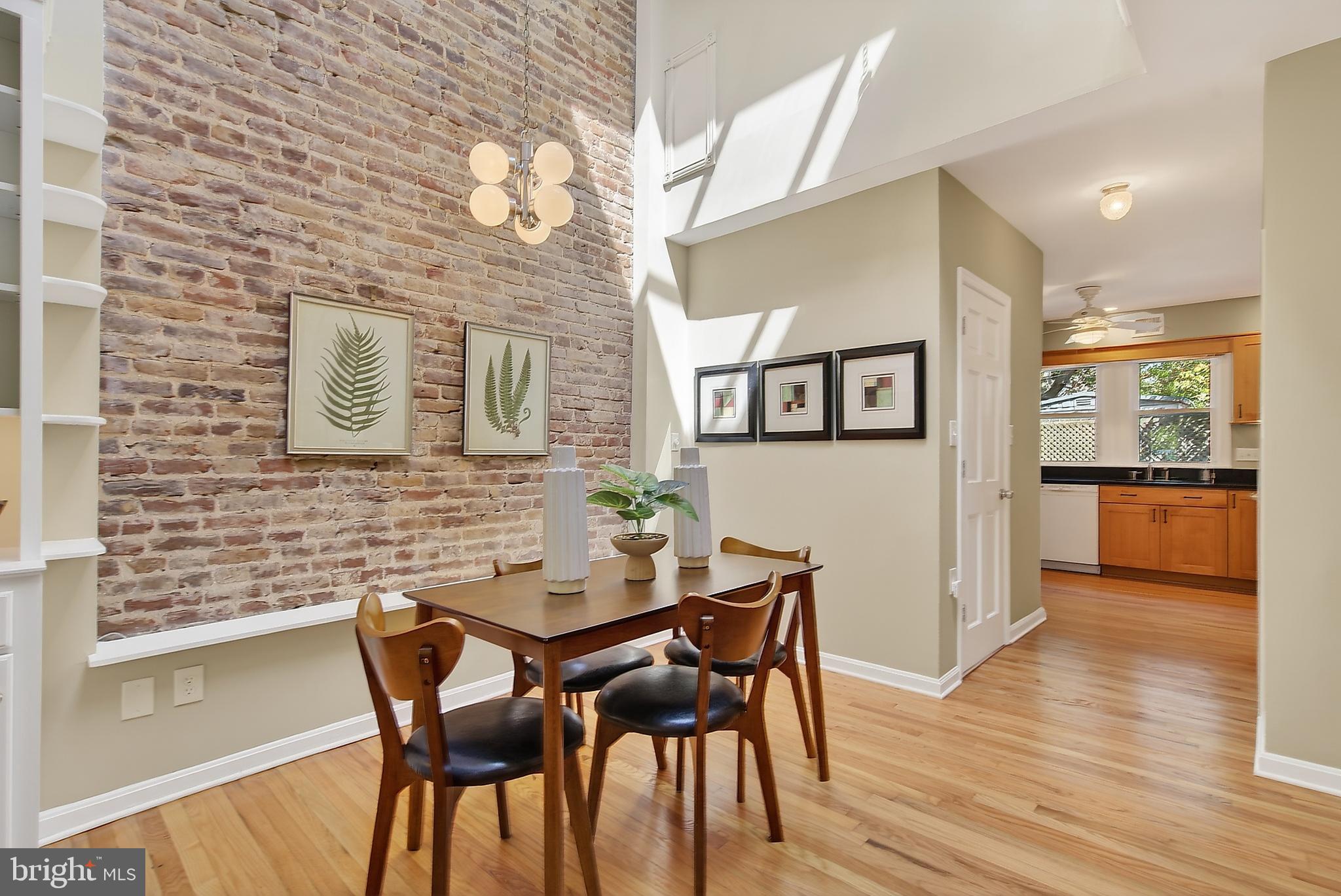 110 6TH STREET SE