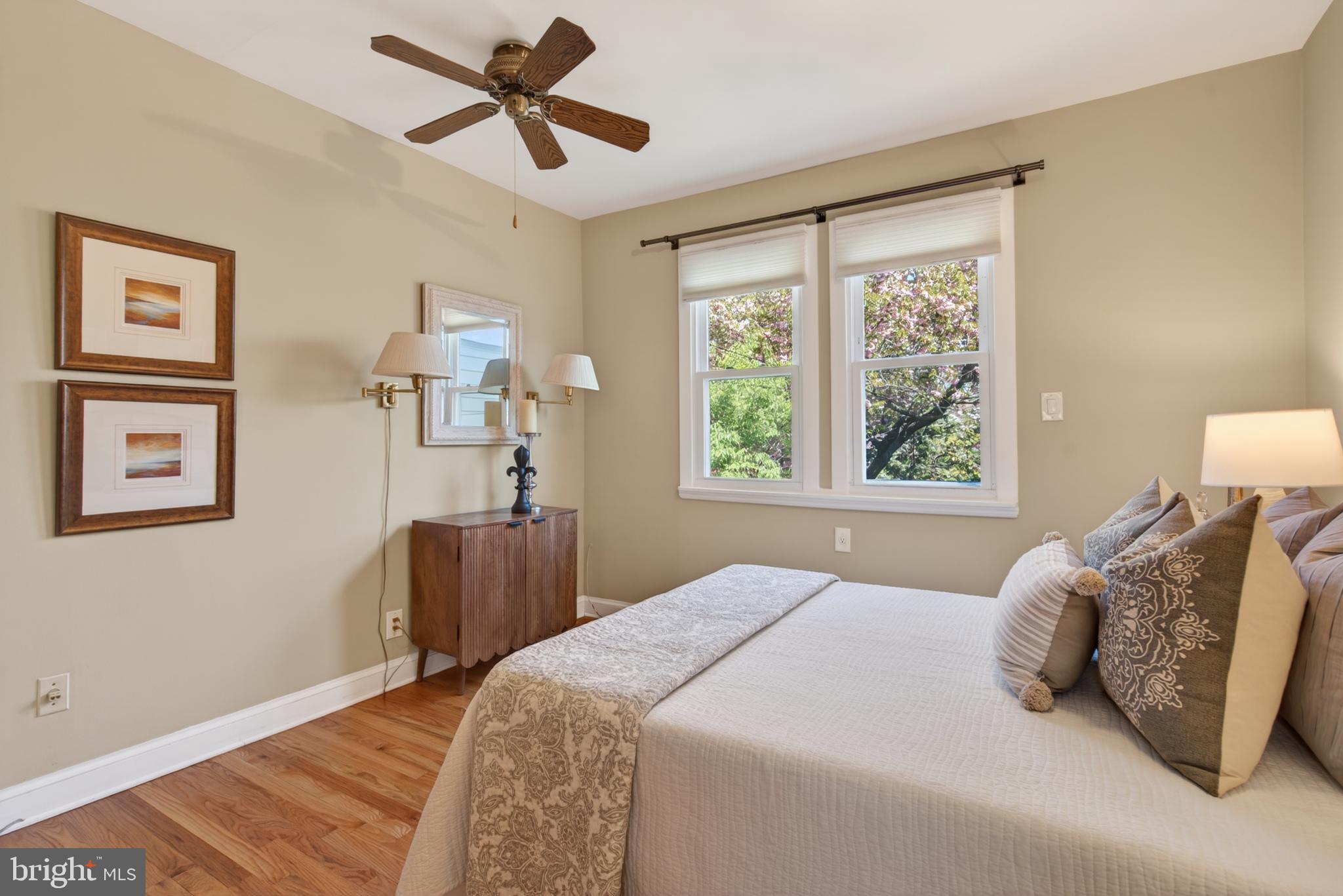 110 6TH STREET SE