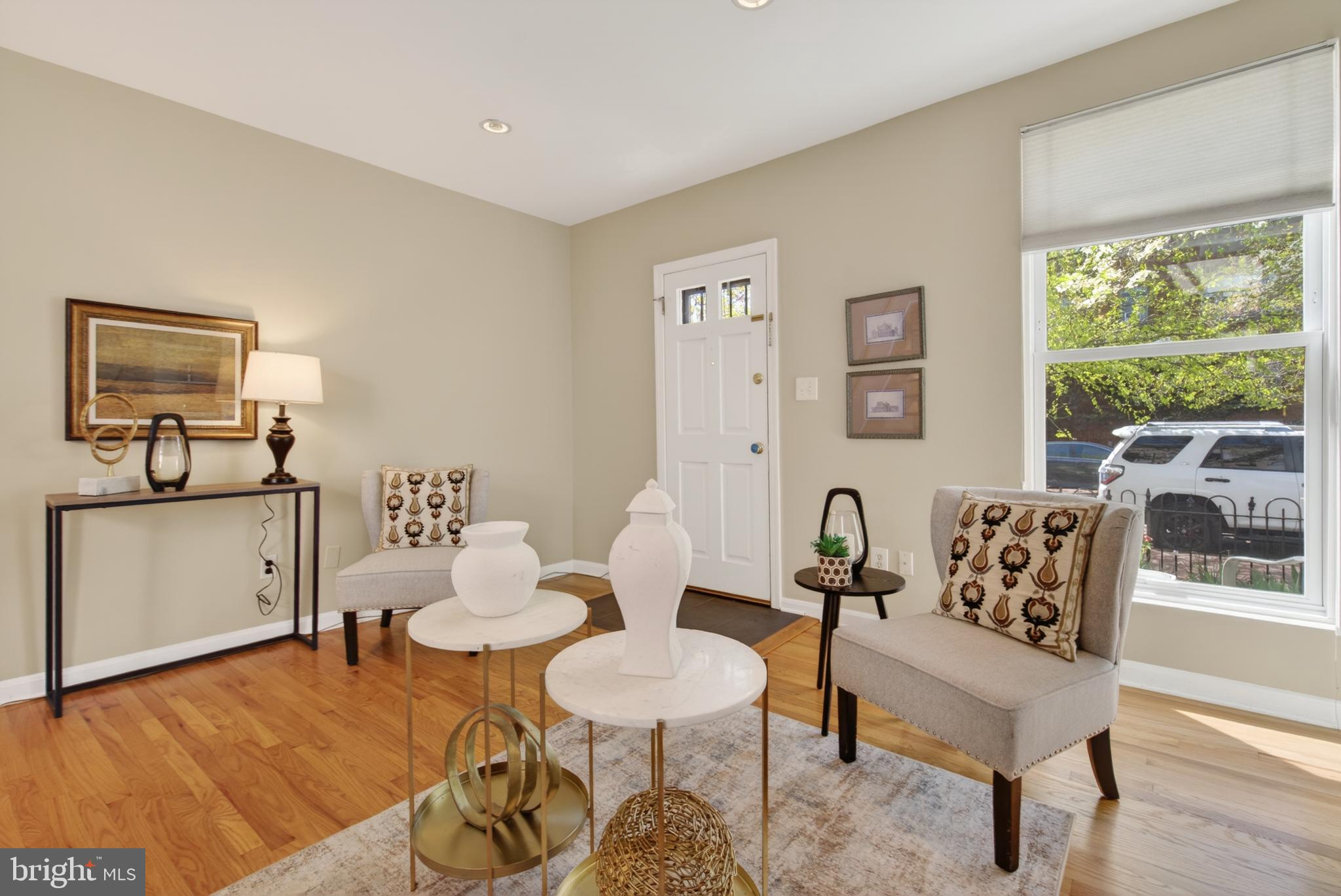 110 6TH STREET SE