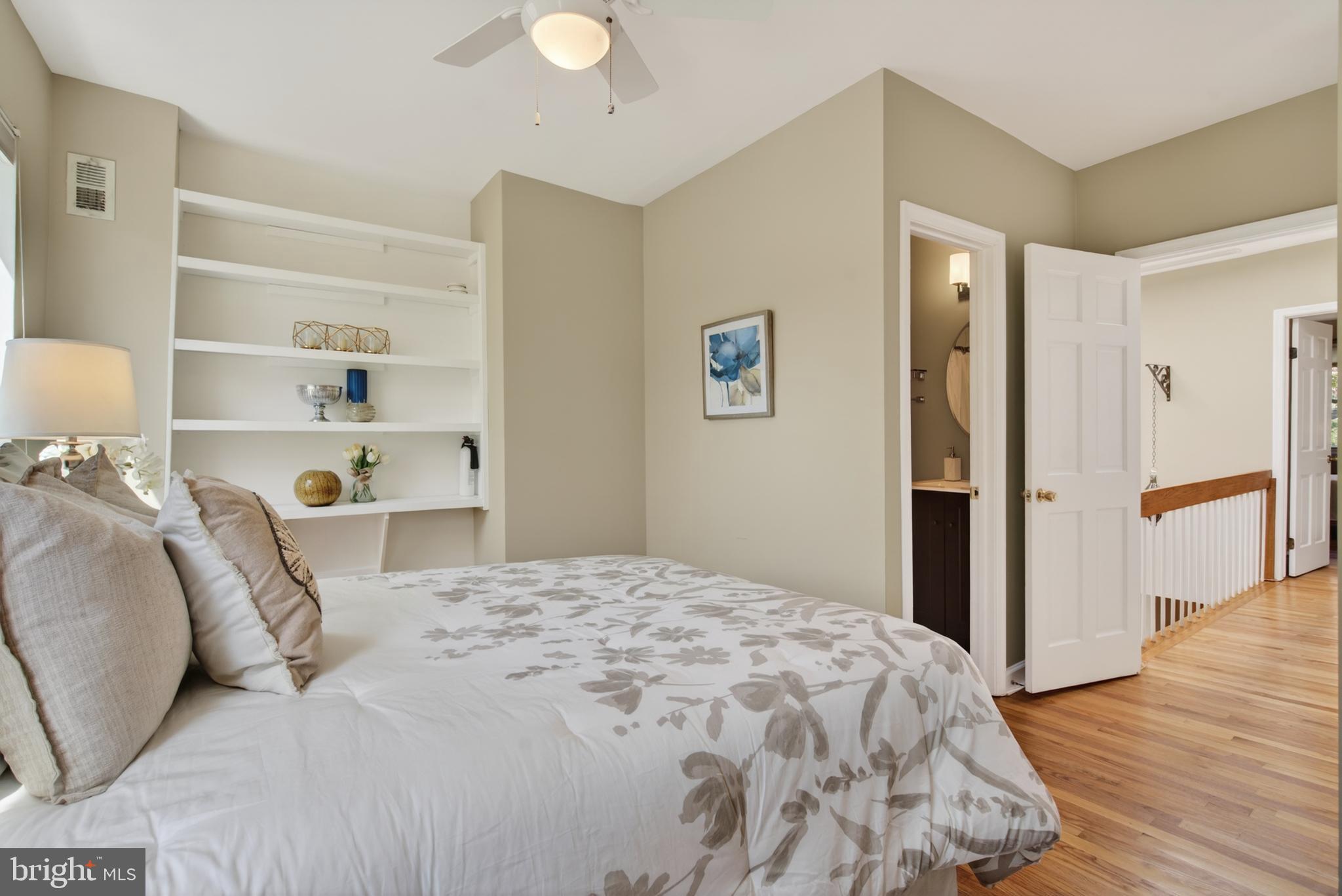 110 6TH STREET SE