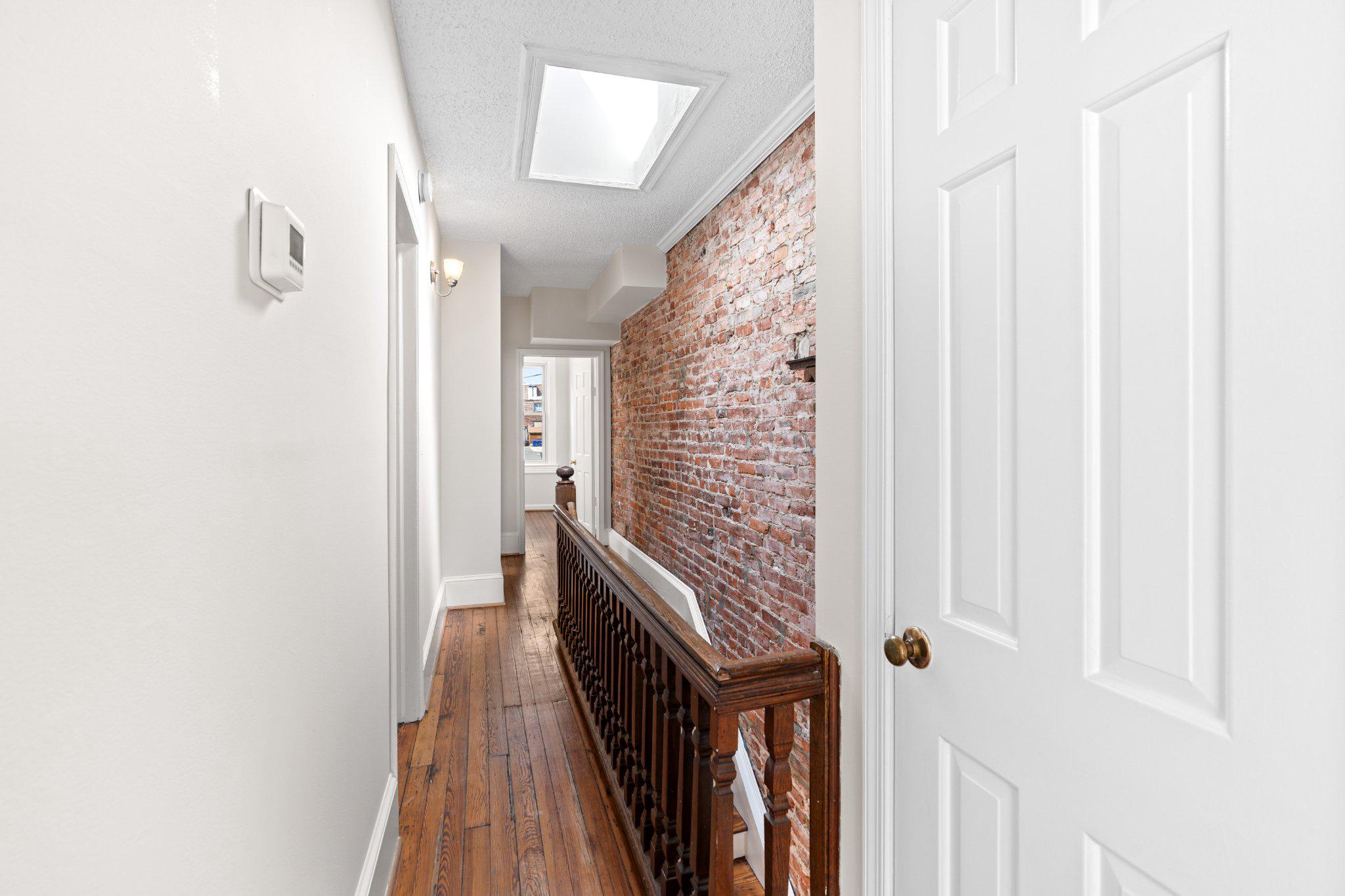 1112 I STREET SE