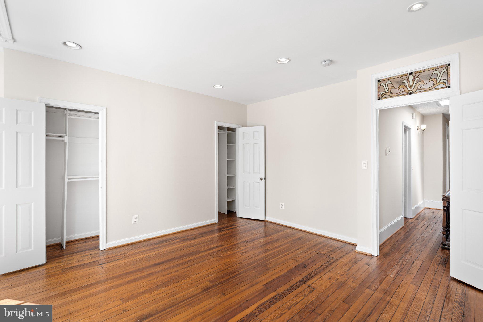 1112 I STREET SE