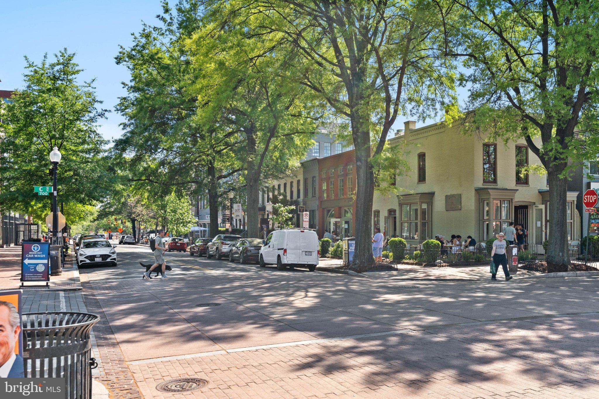 1112 I STREET SE