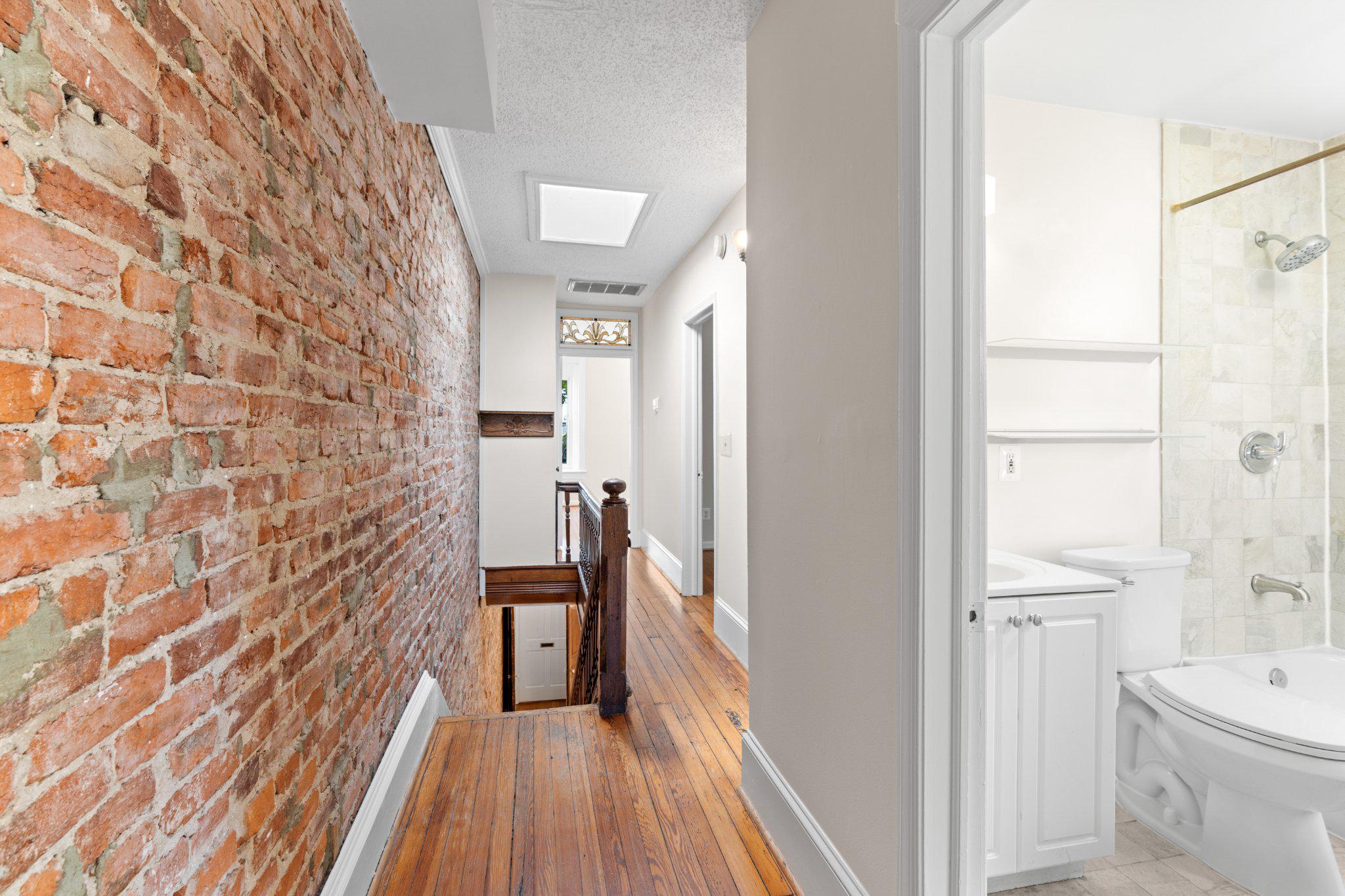 1112 I STREET SE