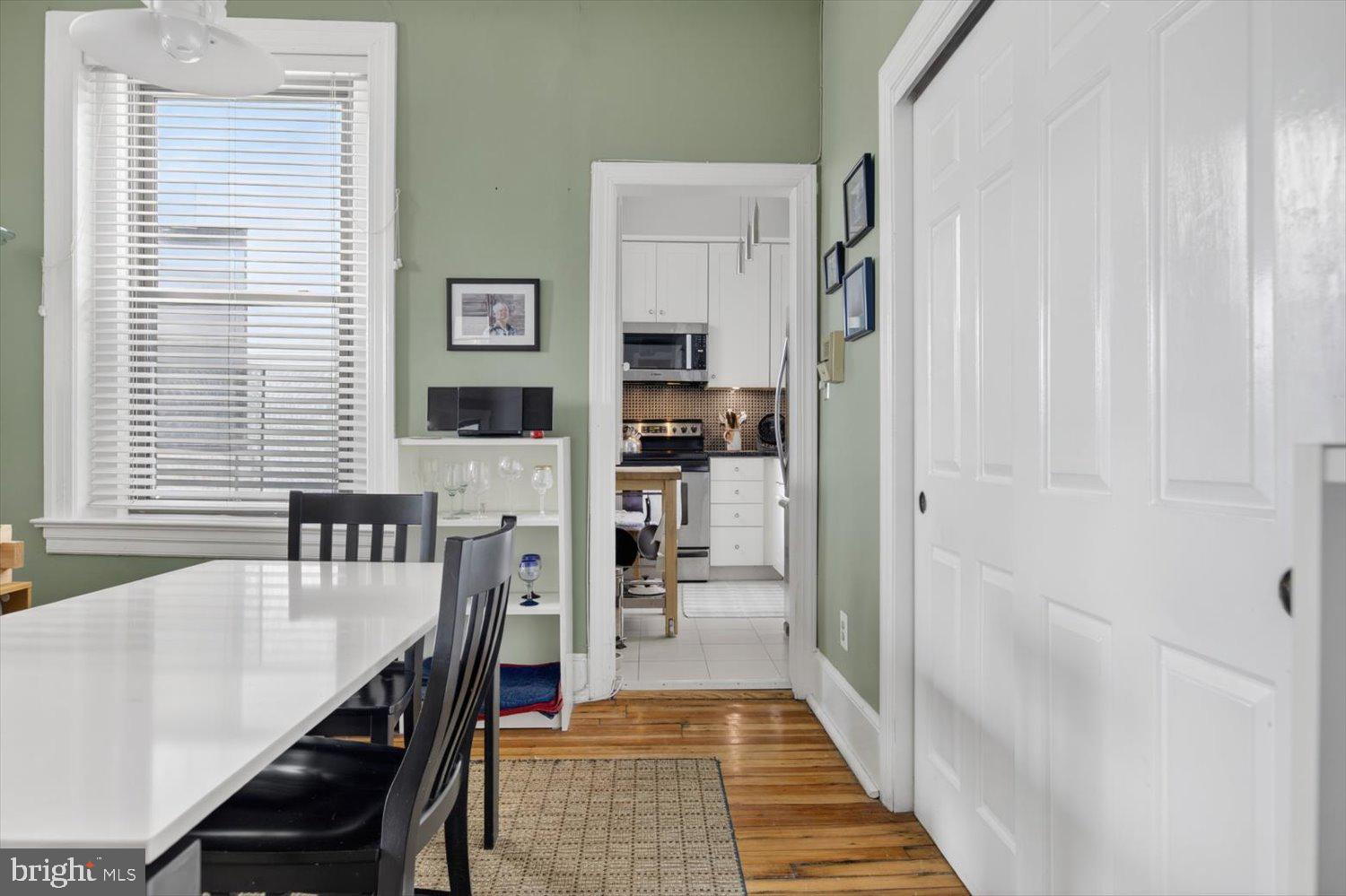 520 E STREET NE 205
