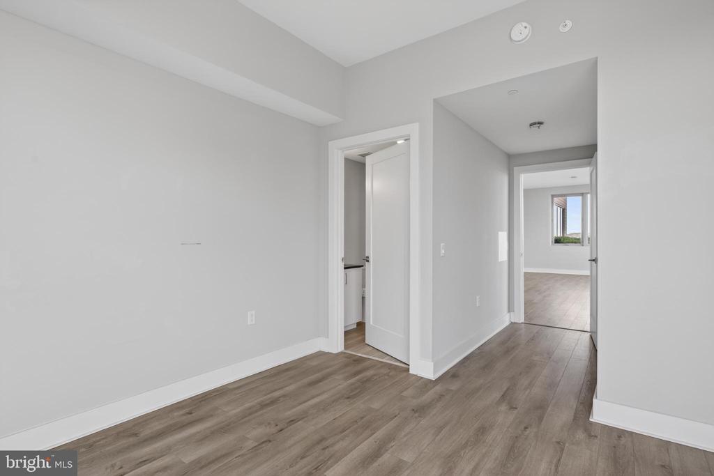 88 V STREET SW PH3