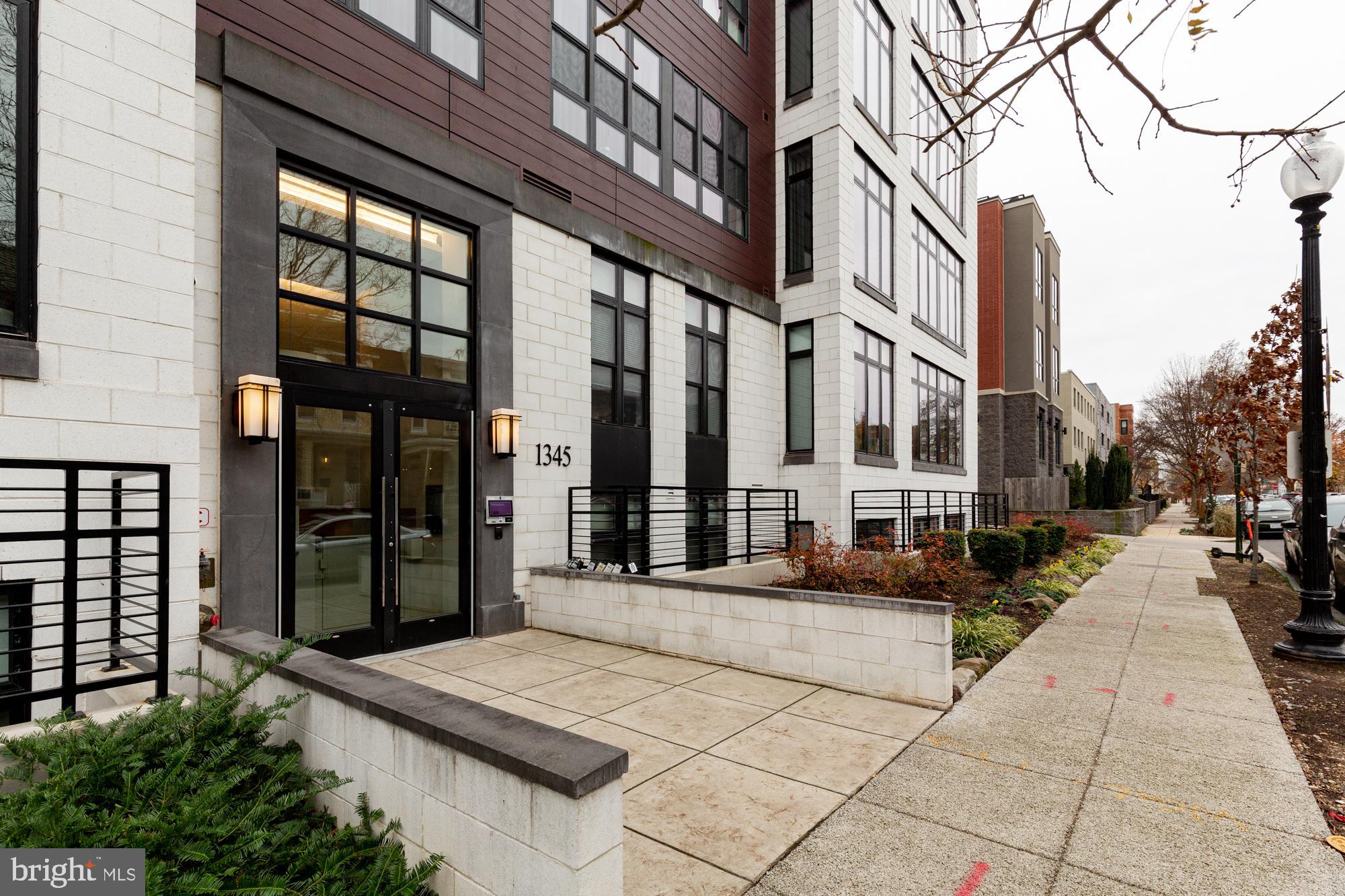 1345 K STREET SE 407