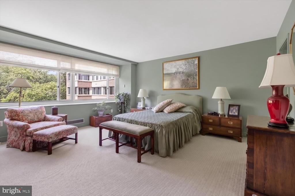 4101 CATHEDRAL AVENUE NW 801