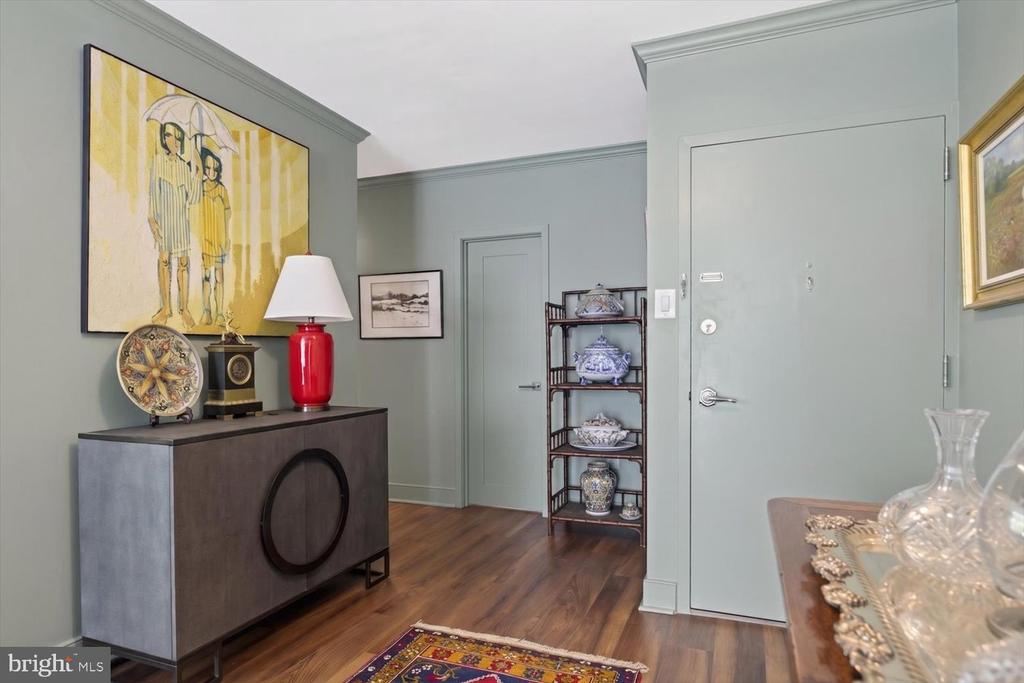 4101 CATHEDRAL AVENUE NW 801