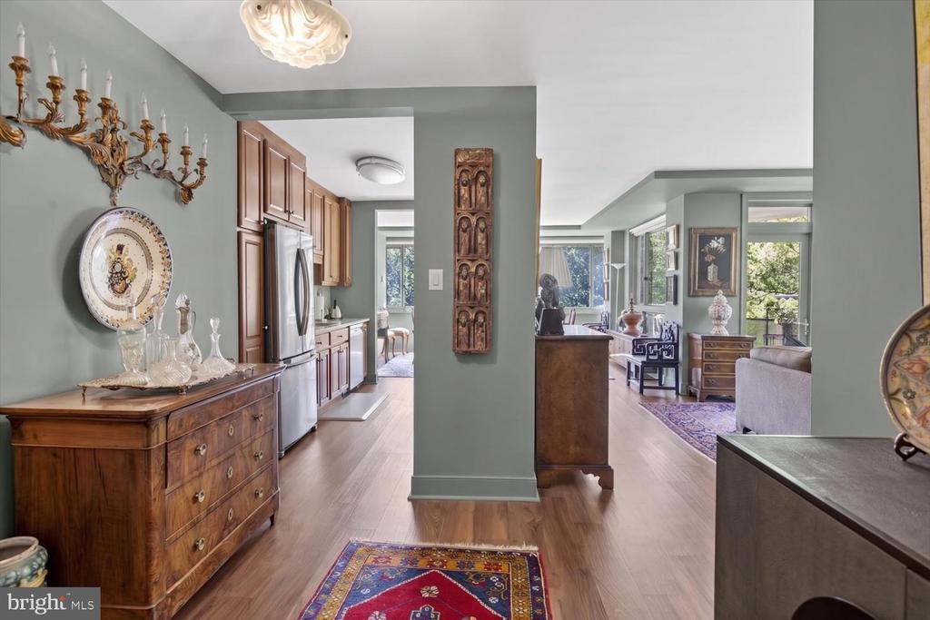 4101 CATHEDRAL AVENUE NW 801