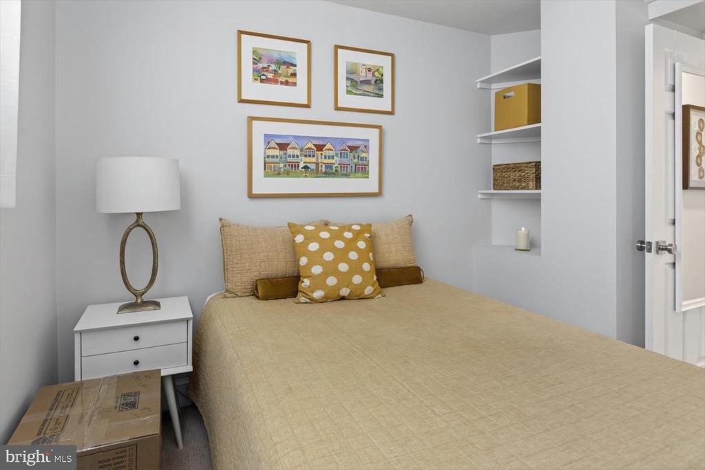 410 5TH STREET NE 1