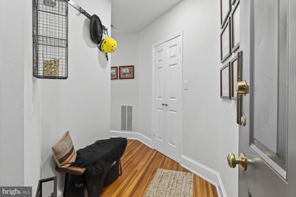 410 5TH STREET NE 1