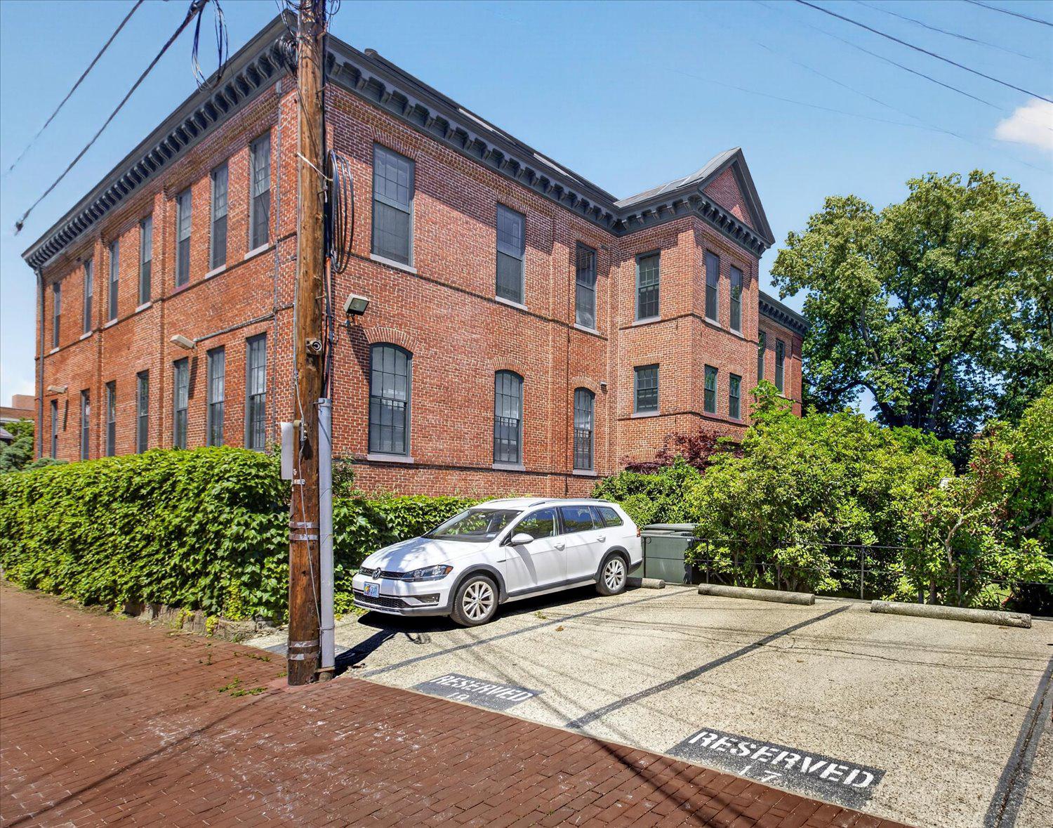 410 5TH STREET NE 1