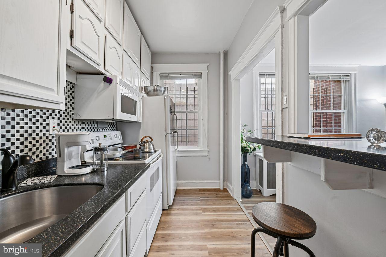 414 SEWARD SQUARE SE 104