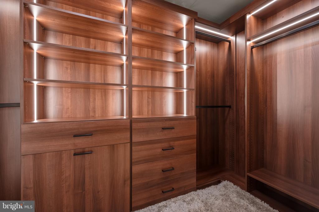 601 WHARF STREET SW Unit: 806