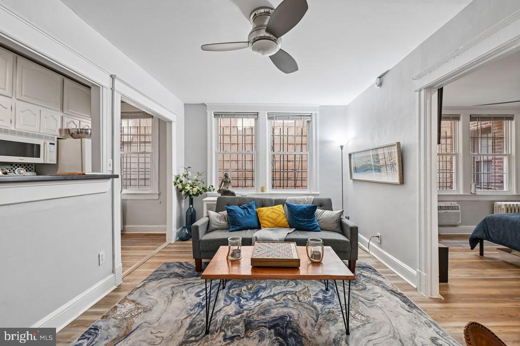 414 SEWARD SQUARE SE Unit: 104