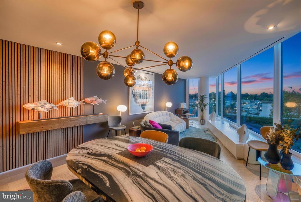 601 WHARF STREET SW Unit: 208