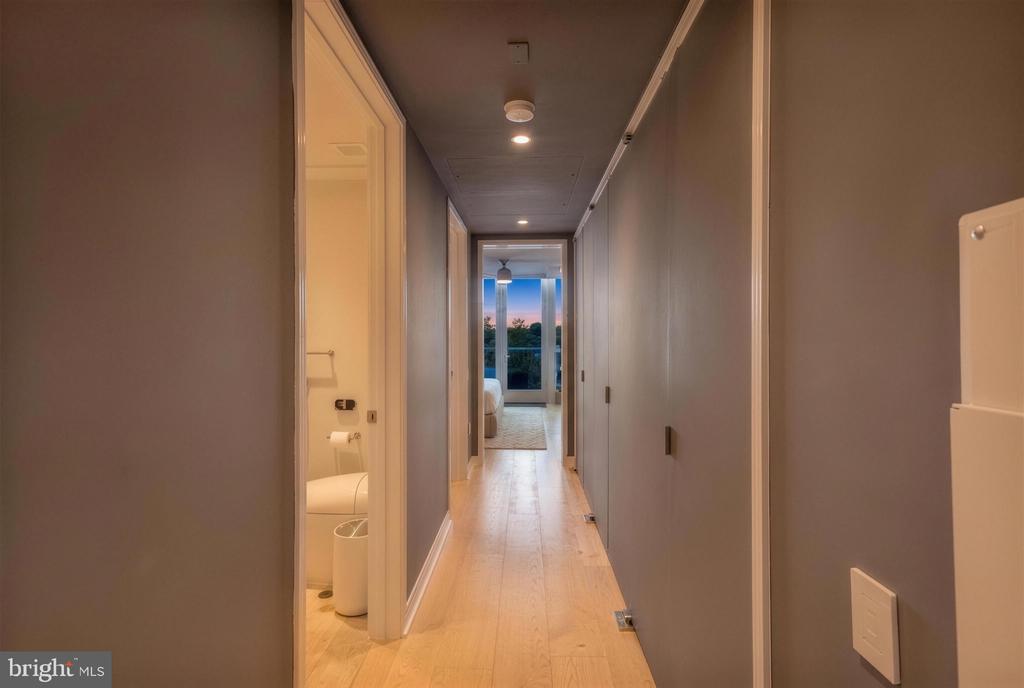 601 WHARF STREET SW Unit: 208