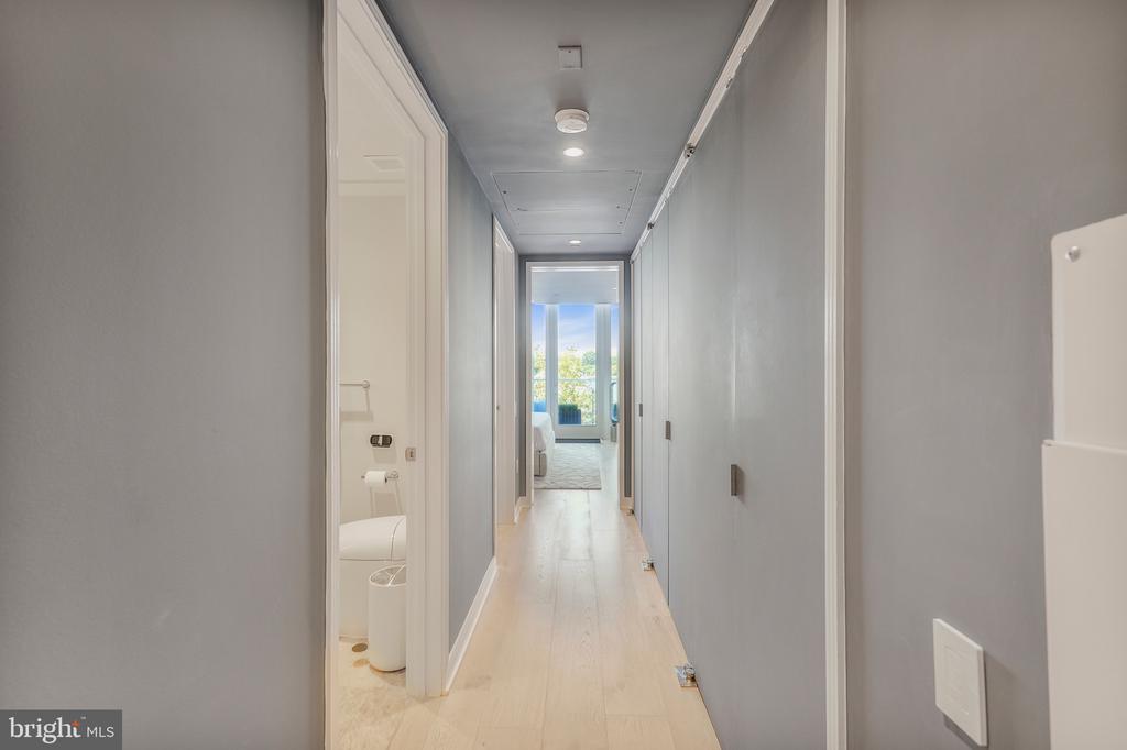 601 WHARF STREET SW Unit: 208