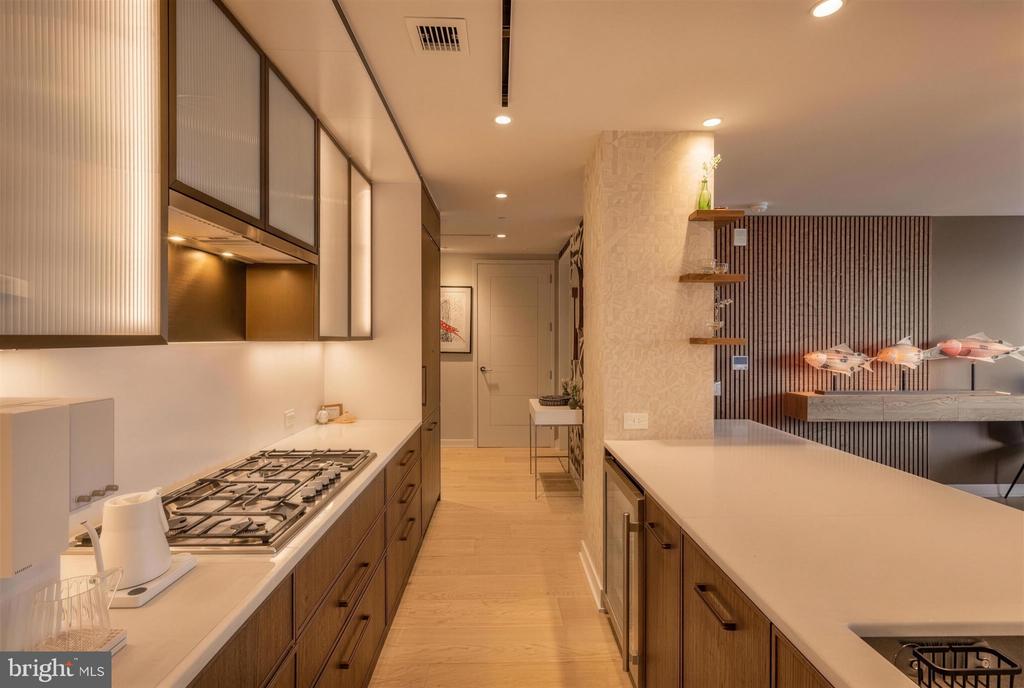 601 WHARF STREET SW Unit: 208