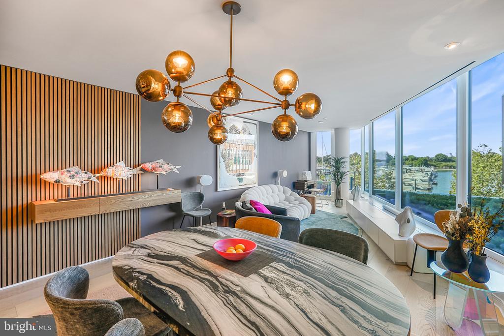 601 WHARF STREET SW Unit: 208