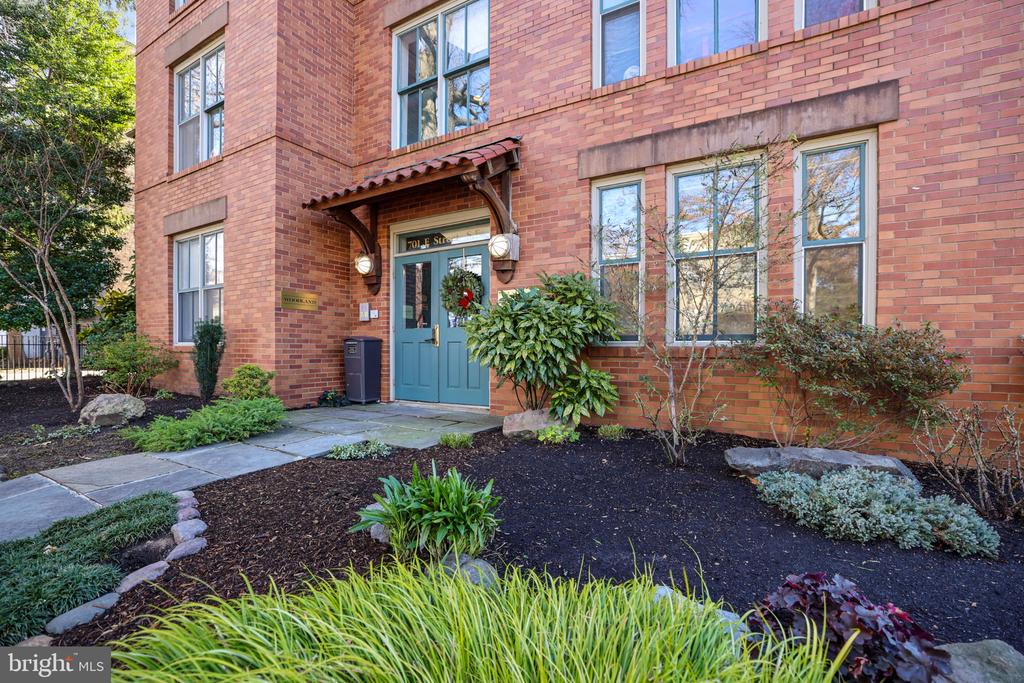 701 E STREET SE Unit: SUITE 101