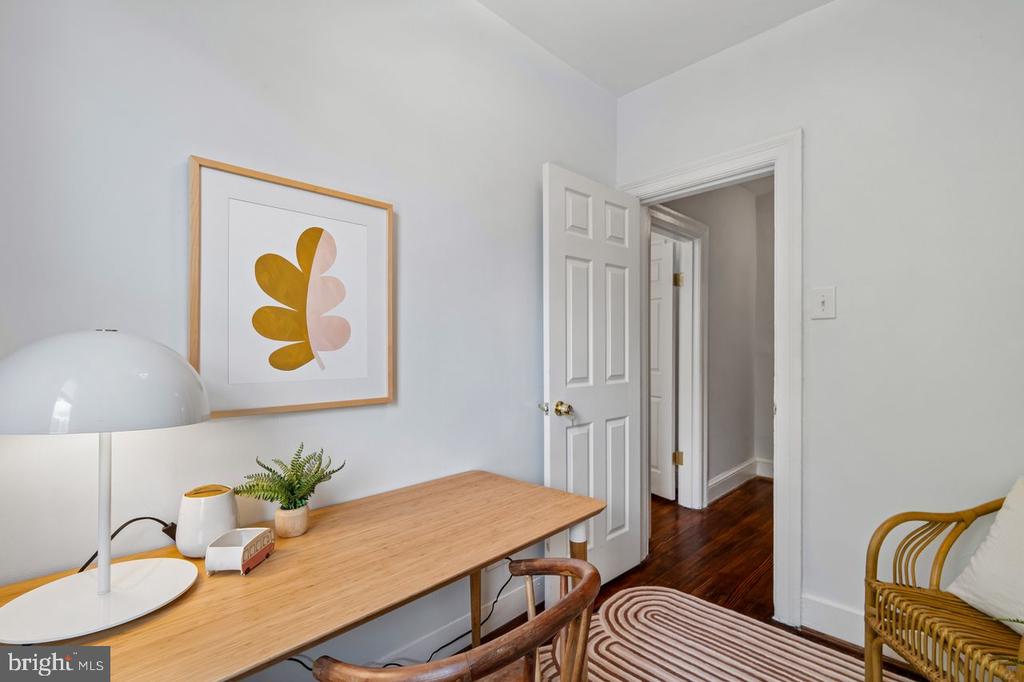 125 16TH STREET SE