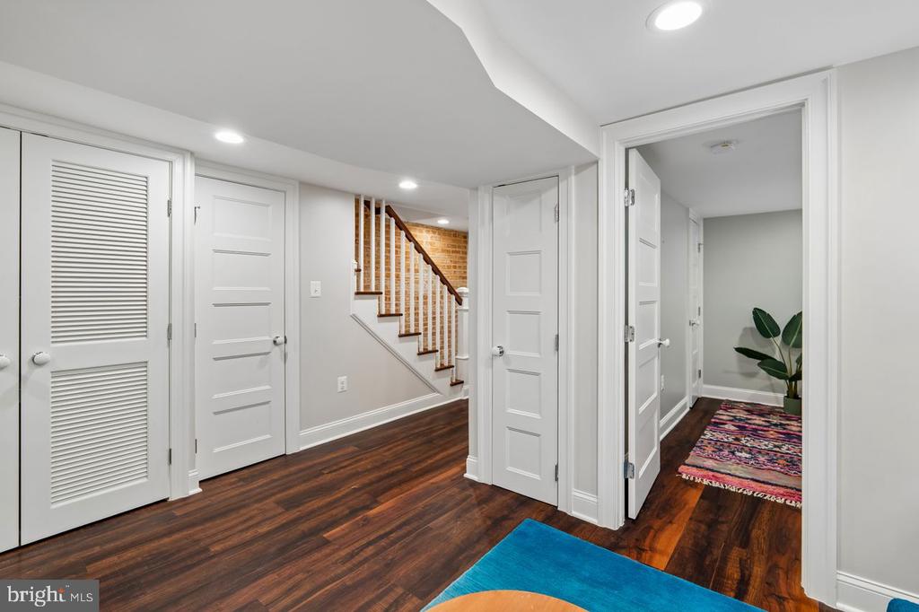 125 16TH STREET SE