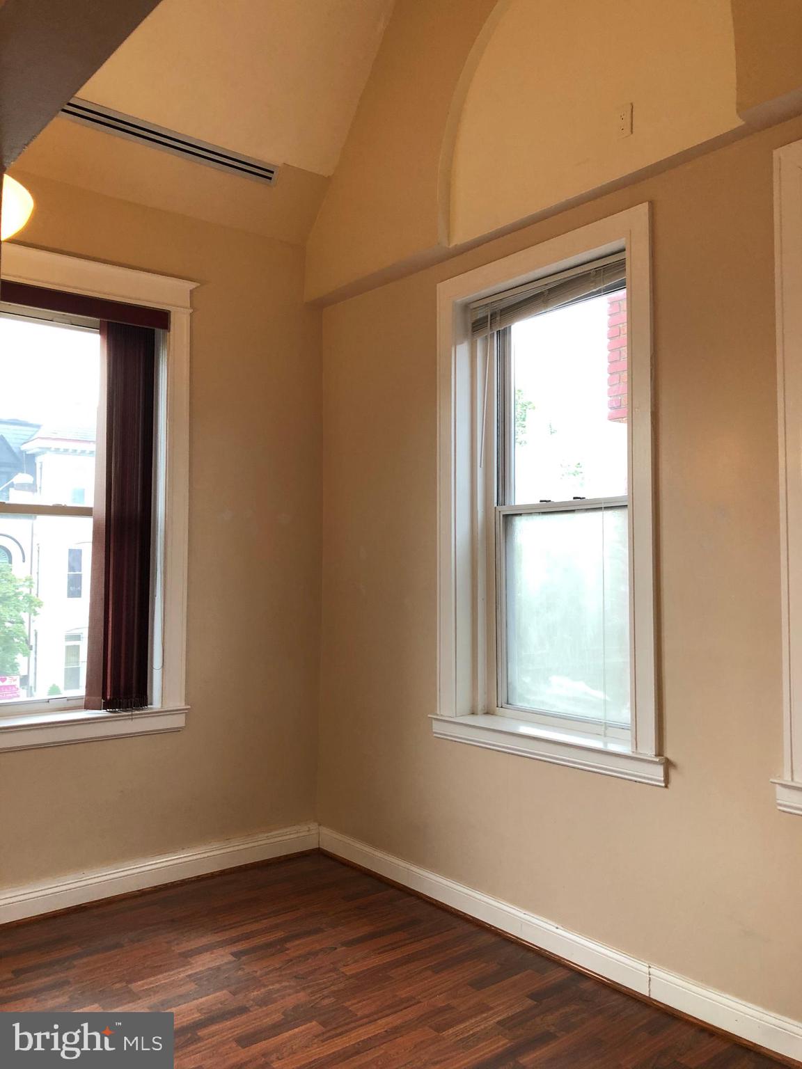 316 F STREET NE Unit: 200A