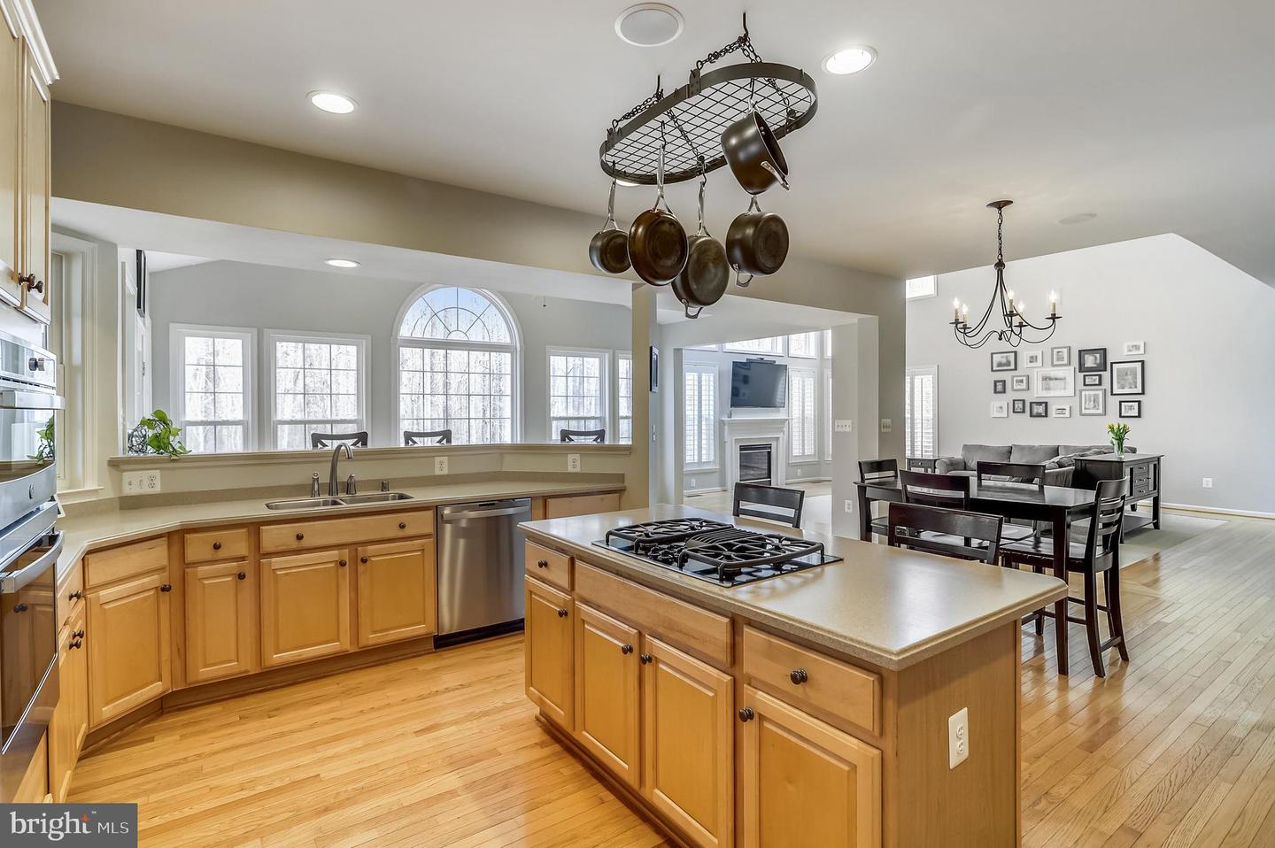615 LAVENDER COURT